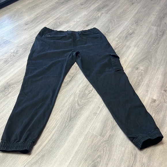 Joes jeans black distressed  jogger style pants size XL - Picture 9 of 11